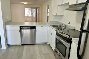 8104 SW 21st Ct, Miramar, FL 33025 - Photo 7