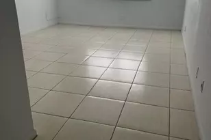 9235 SW 8th St, Boca Raton, FL 33428 - Photo 5