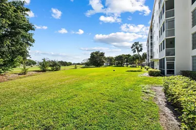 2851 S Palm Aire Drive #107, Pompano Beach, FL 33069 - Photo 25