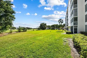 2851 S Palm Aire Dr, Pompano Beach, FL 33069 - Photo 25