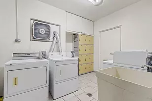 500 NE 14th Ave, Hallandale Beach, FL 33009 - Photo 31