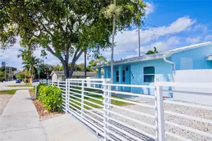 245 SW 20th St, Fort Lauderdale, FL 33315 - Photo 1