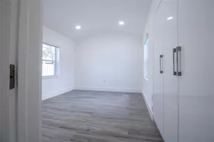 245 SW 20th St, Fort Lauderdale, FL 33315 - Photo 11