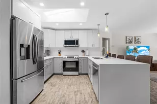 2621 NE 20th St, Pompano Beach, FL 33064 - Photo 9