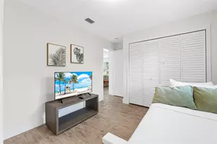 2621 NE 20th St, Pompano Beach, FL 33064 - Photo 21
