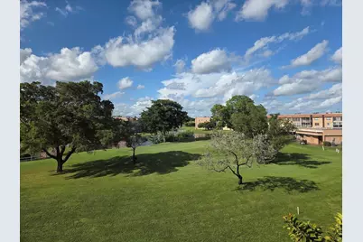 9721 Sunrise Lakes Boulevard #305, Sunrise, FL 33322 - Photo 3