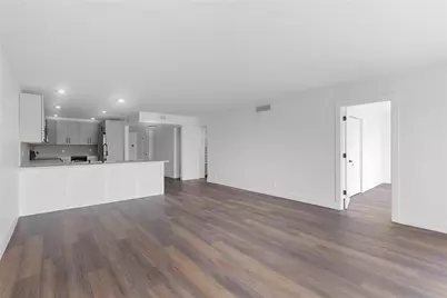 2800 N Palm Aire Drive #310, Pompano Beach, FL 33069 - Photo 11