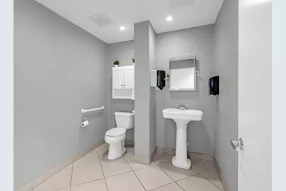 665 SE 10th Street #201, Deerfield Beach, FL 33441 - Photo 19