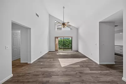 23203 L Ermitage Circle, Boca Raton, FL 33433 - Photo 9