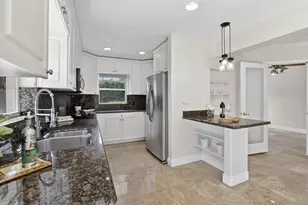 2808 NE 22nd St, Fort Lauderdale, FL 33305 - Photo 13