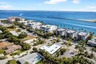 201 Inlet Way, Riviera Beach, FL 33404 - Photo 1