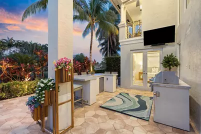 10301 Blue Palm Street, Plantation, FL 33324 - Photo 7