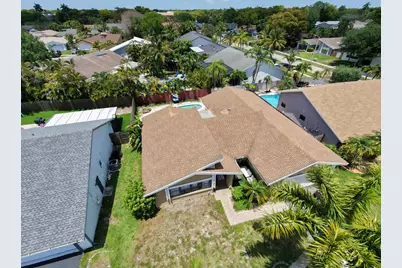 9711 NW 33rd Street, Sunrise, FL 33351 - Photo 5