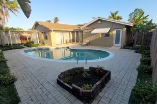 9711 NW 33rd St, Sunrise, FL 33351 - Photo 27