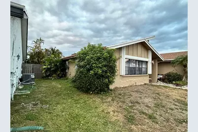 9711 NW 33rd Street, Sunrise, FL 33351 - Photo 3