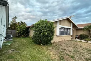 9711 NW 33rd St, Sunrise, FL 33351 - Photo 3