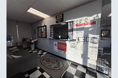 702 N Ridgewood Drive, Sebring, FL 33870 - Photo 3