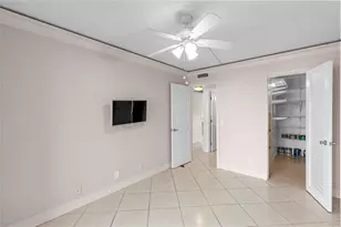 2122 Cambridge F, Deerfield Beach, FL 33442 - Photo 21