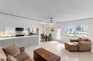 2122 Cambridge F, Deerfield Beach, FL 33442 - Photo 3