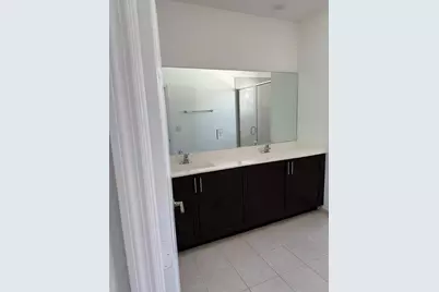 185 SW 185th Way, Pembroke Pines, FL 33029 - Photo 13