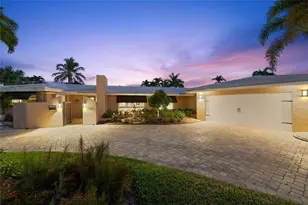 1500 NE 24th St, Wilton Manors, FL 33305 - Photo 3