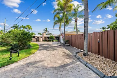 1500 NE 24th Street, Wilton Manors, FL 33305 - Photo 57