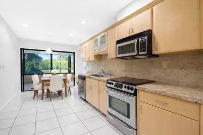 6053 Petaluma Drive, Boca Raton, FL 33433 - Photo 9