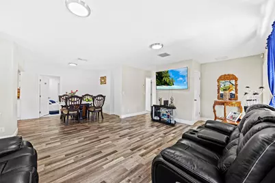 1209 W Broward Street, Lantana, FL 33462 - Photo 9