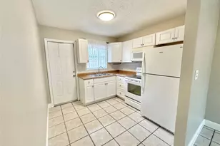 1841 SW 22nd St, Fort Lauderdale, FL 33315 - Photo 5