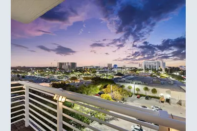 18800 NE 29th Avenue #704, Aventura, FL 33180 - Photo 9