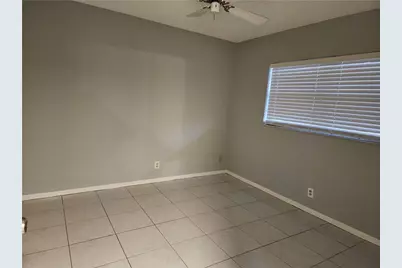 1005 Country Club Drive #207, Margate, FL 33063 - Photo 5