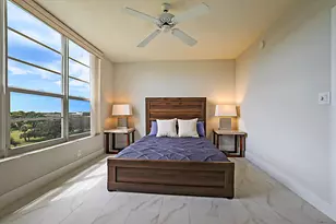 575 Oaks Ln, Pompano Beach, FL 33069 - Photo 17