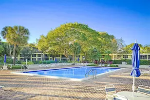 575 Oaks Ln, Pompano Beach, FL 33069 - Photo 41