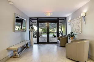 575 Oaks Ln, Pompano Beach, FL 33069 - Photo 35