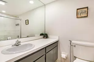 575 Oaks Ln, Pompano Beach, FL 33069 - Photo 29