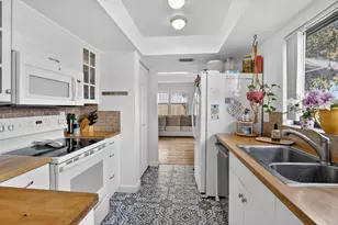 7741 NW 42nd Ct, Davie, FL 33024 - Photo 13