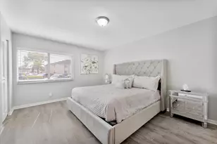 113 Lake Pine Cir, Greenacres, FL 33463 - Photo 13