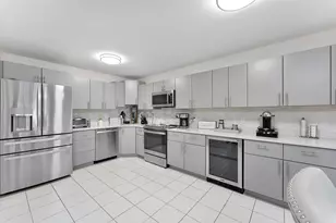 113 Lake Pine Cir, Greenacres, FL 33463 - Photo 7