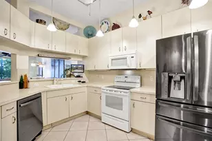 10116 Lombardy Dr, Tamarac, FL 33321 - Photo 15