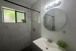 725 NW 1st Ct, Hallandale Beach, FL 33009 - Photo 3