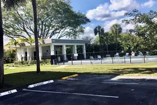 9233 SW 8th St, Boca Raton, FL 33428 - Photo 13