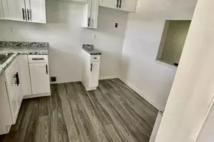 9233 SW 8th St, Boca Raton, FL 33428 - Photo 5