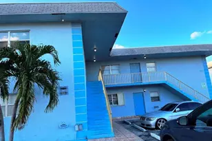 1021 NW 45th St, Deerfield Beach, FL 33064 - Photo 21