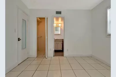 1021 NW 45th Street #1, Deerfield Beach, FL 33064 - Photo 13