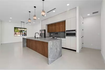 621 NW 42nd Avenue, Coconut Creek, FL 33066 - Photo 5