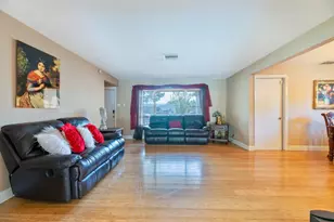 6853 NW 2nd St, Margate, FL 33063 - Photo 7