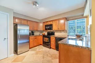 6853 NW 2nd St, Margate, FL 33063 - Photo 5