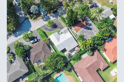 1881 NE 27th Street, Lighthouse Point, FL 33064 - Photo 33