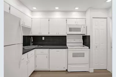 4501 NE 21 Avenue #207, Fort Lauderdale, FL 33308 - Photo 5