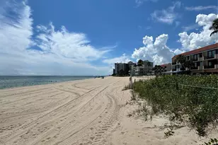 4228 N Ocean Dr, Lauderdale by the Sea, FL 33308 - Photo 3